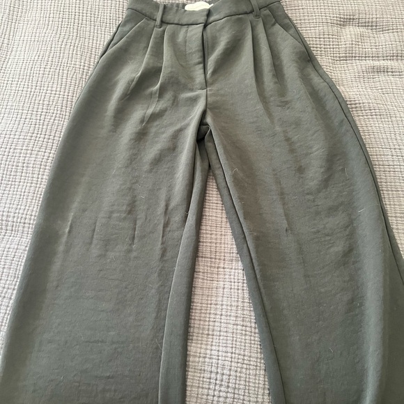 Abercrombie & Fitch Black Tailored Crepe Pants - Picture 3 of 4